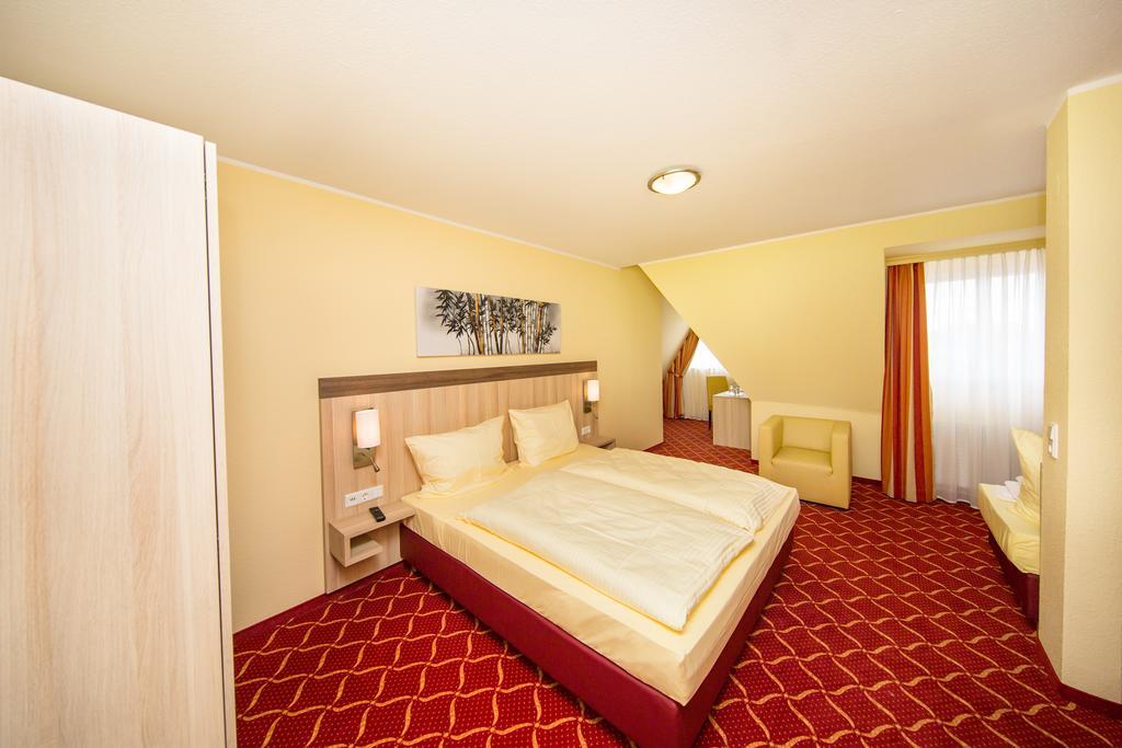 Montana Hotel Koeln-Bonn Airport Τρόισντορφ Εξωτερικό φωτογραφία